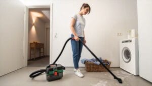 BOSCH AdvancedVac 18V-8 Cordless Wet and Dry Vacuum Cleaner 06033E1000 - 2