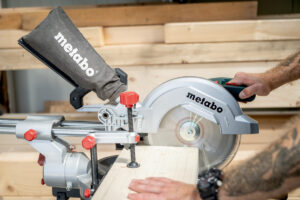 METABO KGS 254 M Potezno-klatni ger 602540000 - 12