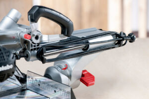 METABO KGS 254 M Potezno-klatni ger 602540000 - 2