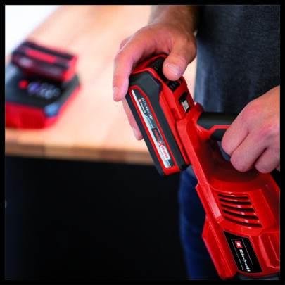 EINHELL Akumulatorski štapni usisivač TE-SV 18 Li + 2,5 Ah Starter kit - 4