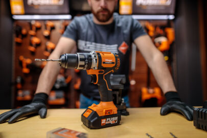 Fuse akumulatorska brushless udarna bušilica VPL 8120 - 9