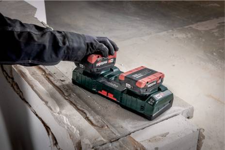 METABO ASC 145 DUO, 12-36V, AIR COOLED Brzi punjač za dve baterije 627495000 - 2