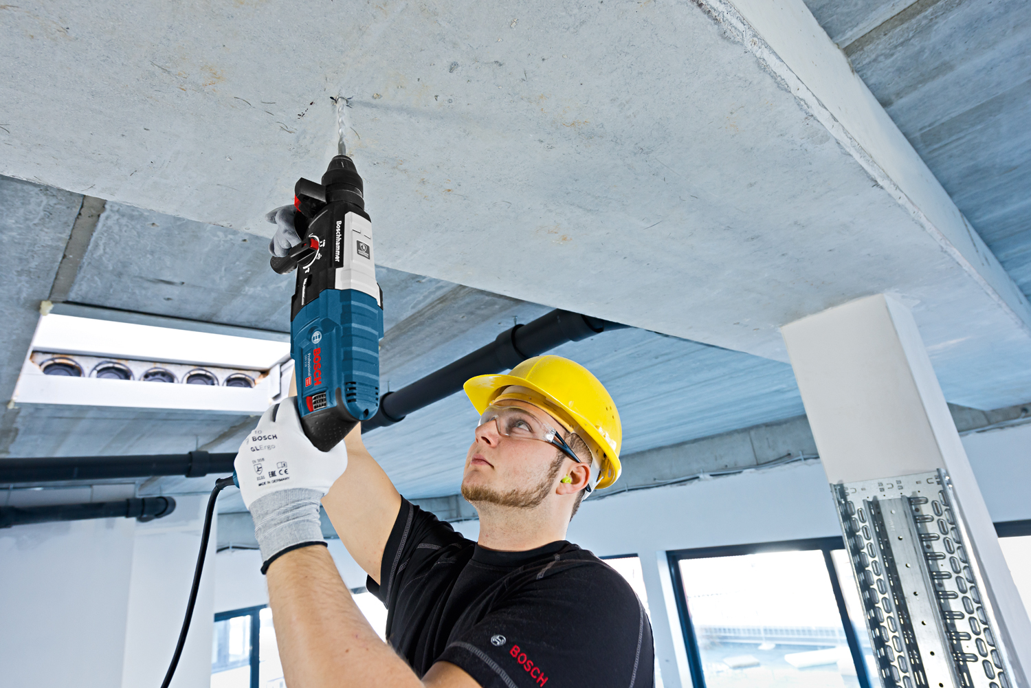 BOSCH GBH 2-28 Elektro-pneumatski čekić za bušenje sa SDS plus prihvatom 0611267500 - 2