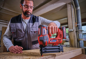 EINHELL PROFESSIONAL Akumulatorska heftalica FIXETTO 18/50 N + 2,5 Ah Starter Kit 4257795/3810000033 - 2