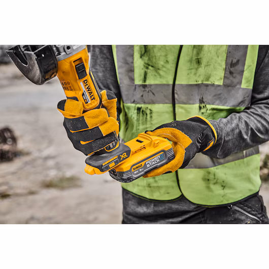 DEWALT DCG405H2T aku ugaona brusilica 125mm 18V XR Brushless (2x5.0Ah PowerStack) - 4