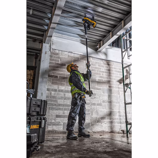 DEWALT DCN890P2 aku pištolj za eksere 18V - 6