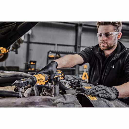 DEWALT DCF513N aku račna 18V XR 3/8" 95Nm - Solo - 3