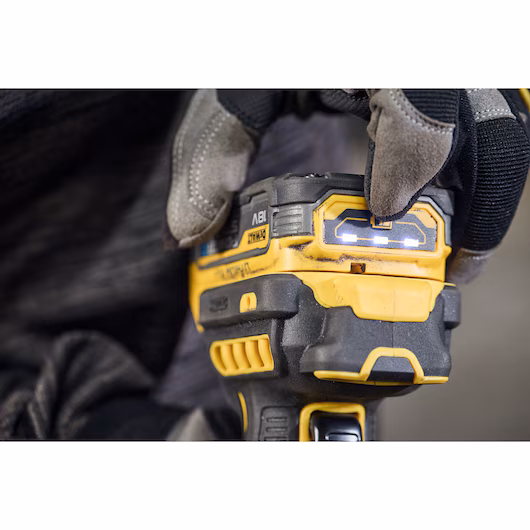 DEWALT DCG404NT akumulatorska ugaona brusilica 18V, 125mm, BodyGrip drška (solo alat u TSTAK koferu) - 6