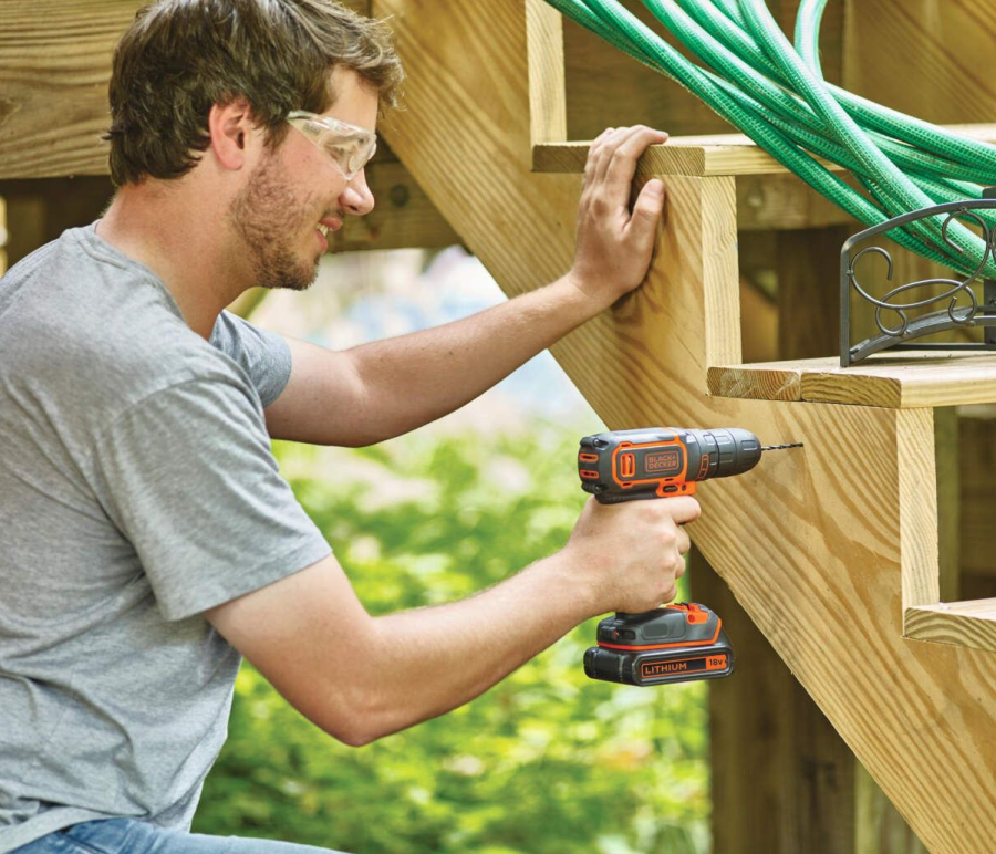 BLACK+DECKER BDCDC18B aku bušilica-odvijač 18V sa punjačem 200mA i 2 baterije - 2